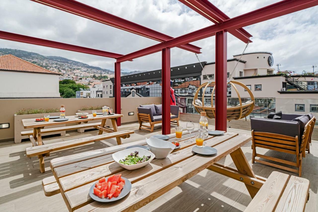 Drapes Design Apartments By An Island Apart Funchal  Buitenkant foto