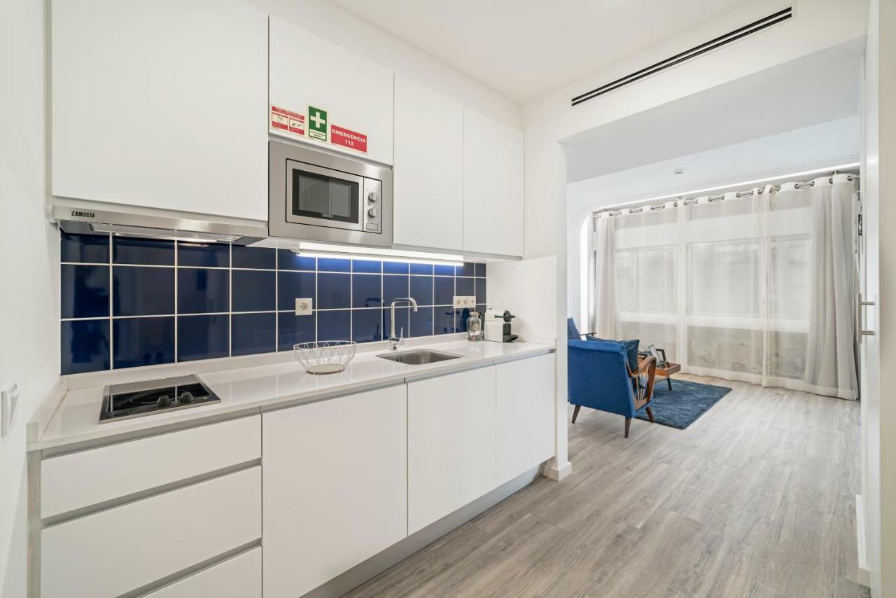 Drapes Design Apartments By An Island Apart Funchal  Buitenkant foto