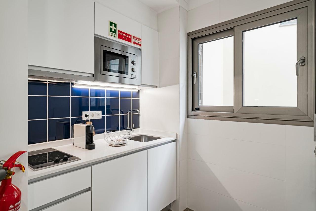 Drapes Design Apartments By An Island Apart Funchal  Buitenkant foto