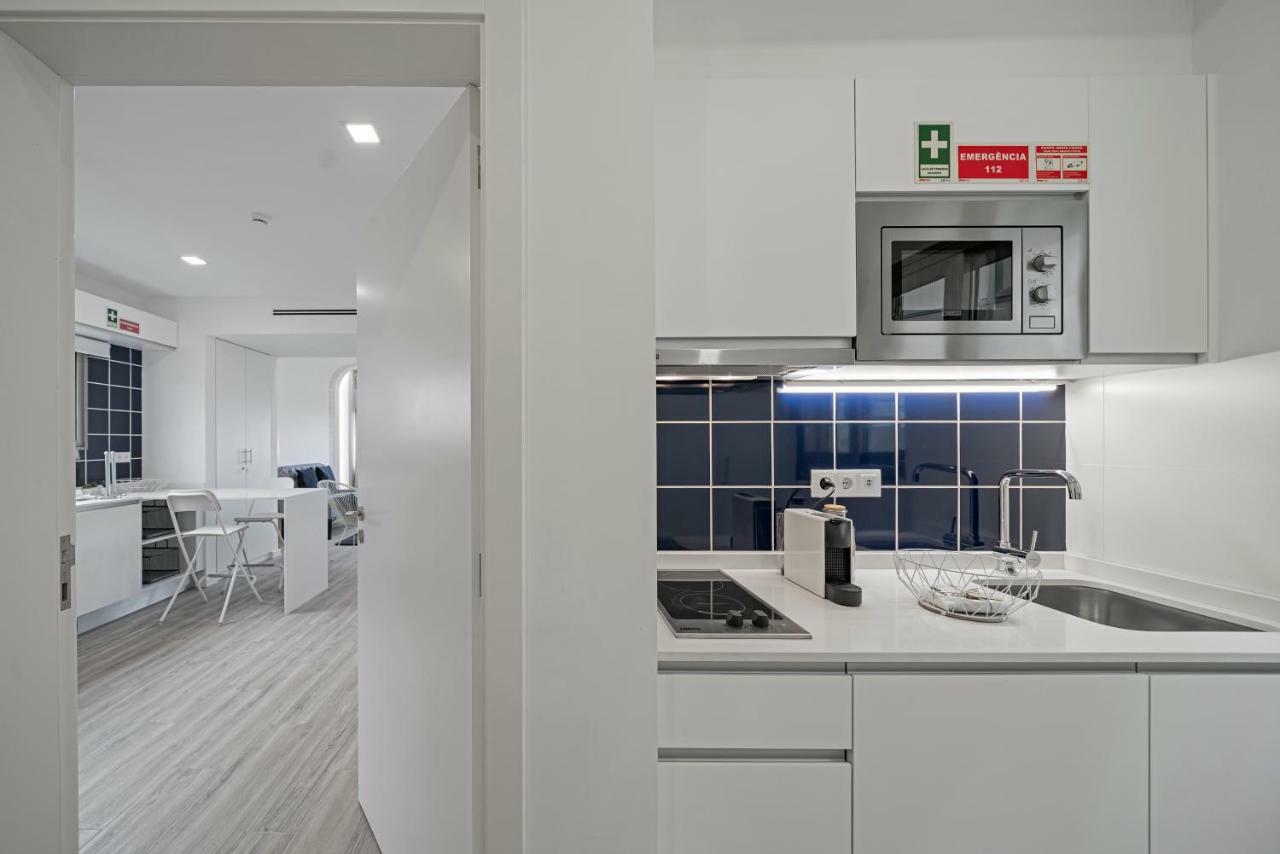 Drapes Design Apartments By An Island Apart Funchal  Buitenkant foto