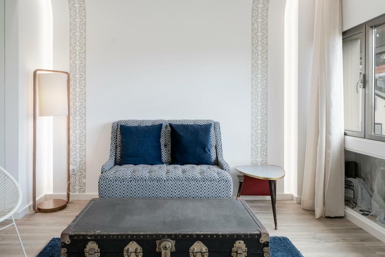 Drapes Design Apartments By An Island Apart Funchal  Buitenkant foto