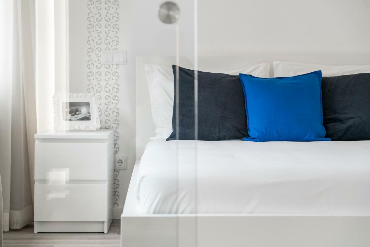 Drapes Design Apartments By An Island Apart Funchal  Buitenkant foto