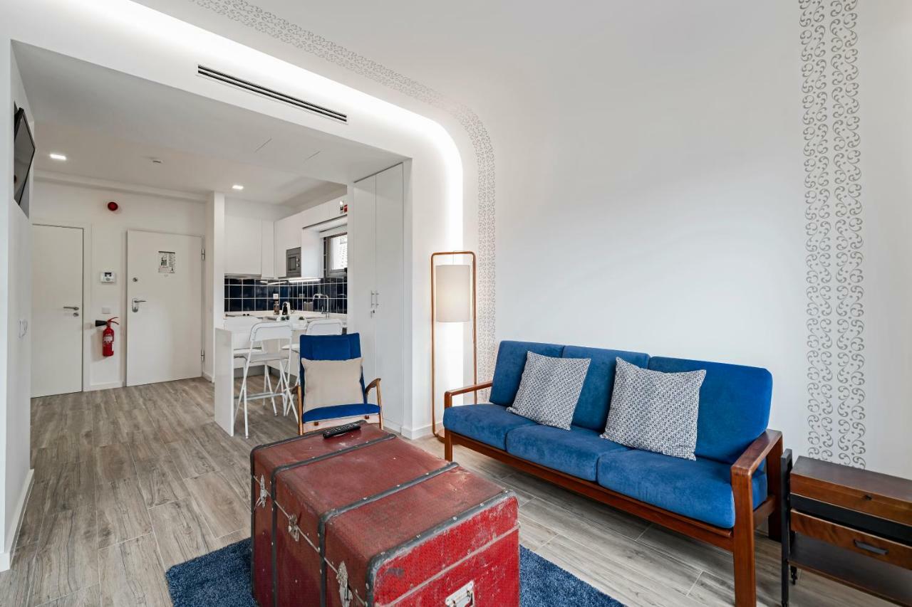 Drapes Design Apartments By An Island Apart Funchal  Buitenkant foto